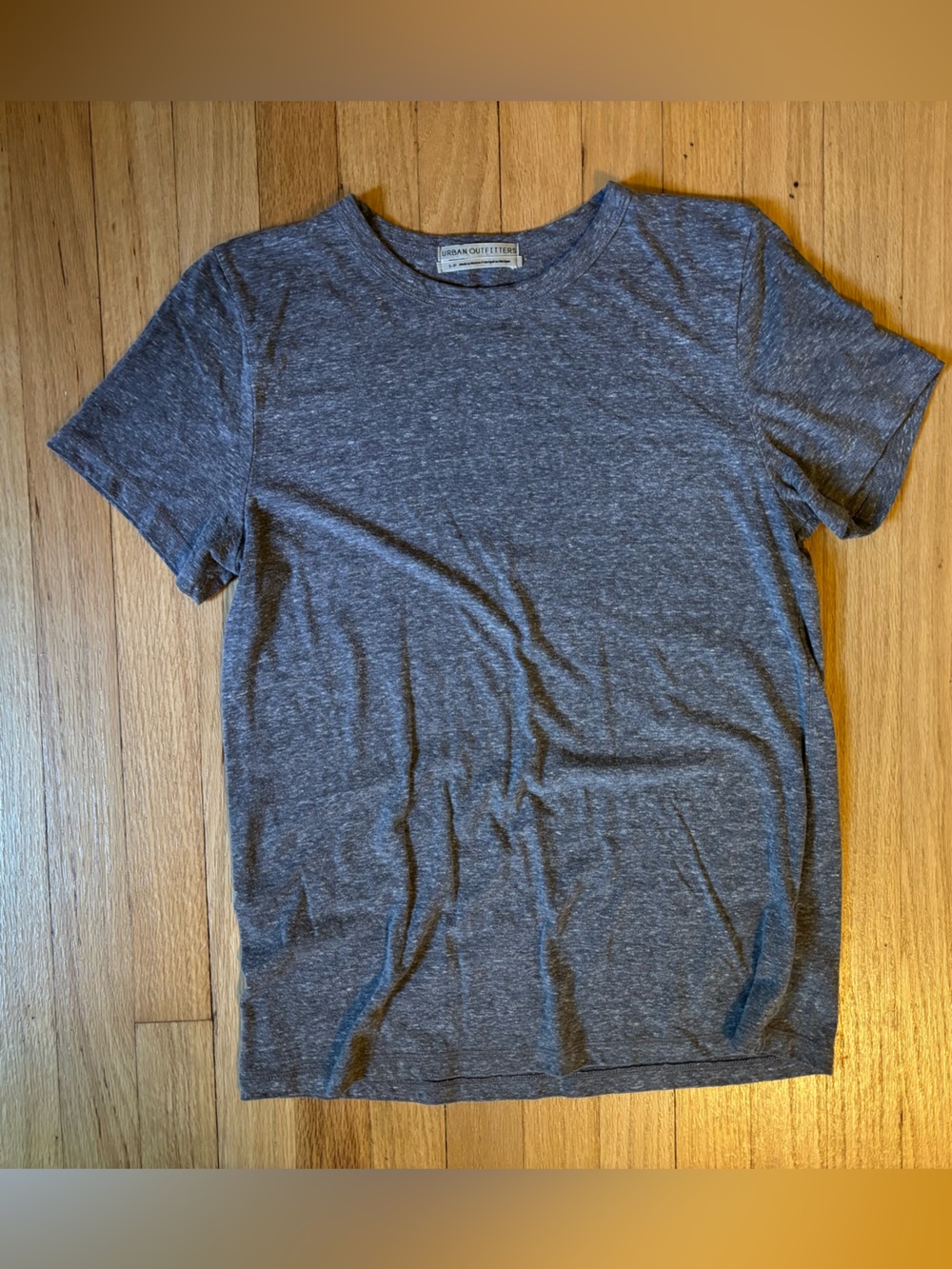 Urban Outfitters Gray Short Sleeve Tee | Size Small